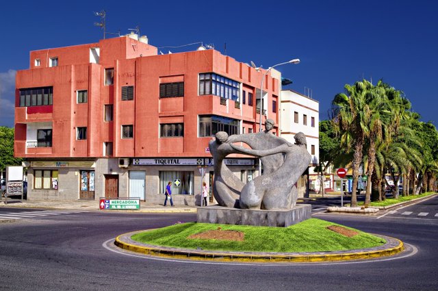 Tranquilidad Deformación Humano Rotonda de las Culonas – Shop in Canary Islands, reviews, prices – Nicelocal