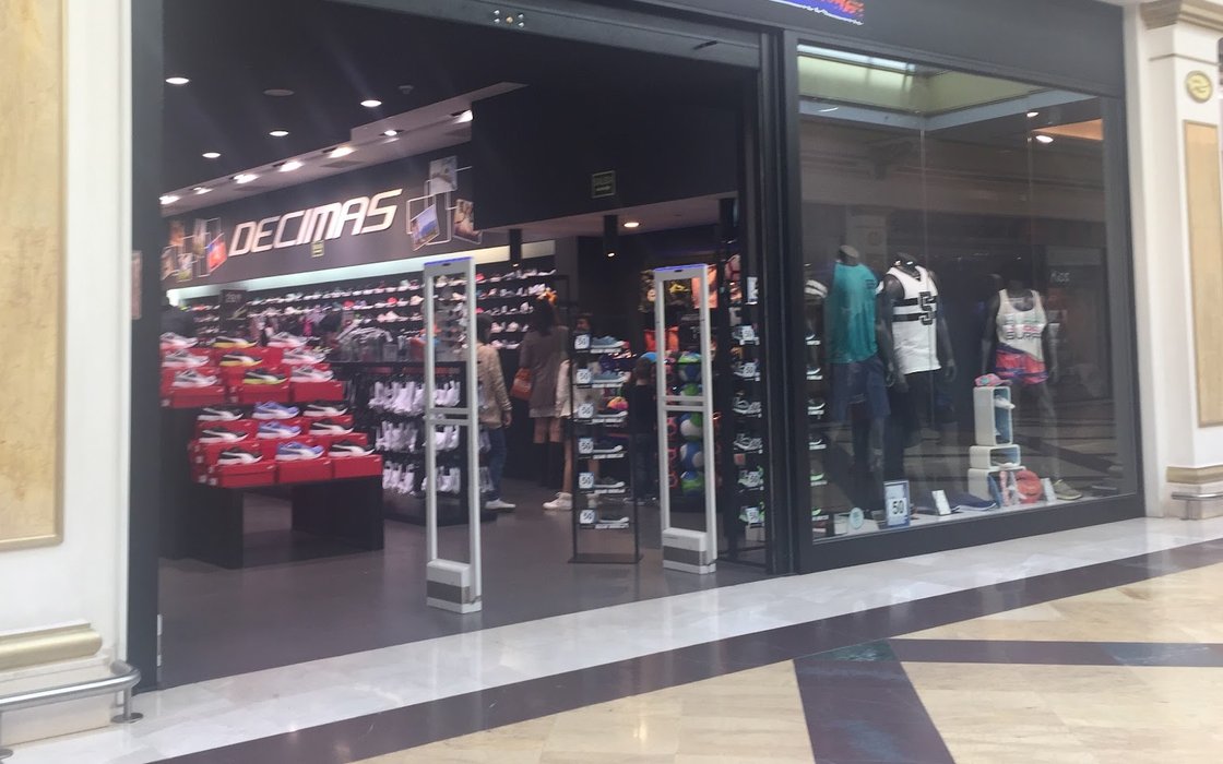 Décimas – clothing and shoe Community Madrid, 22 reviews, prices – Nicelocal