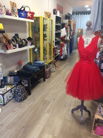 Lollipop Ropa y Complementos – clothing and shoe store in y León, 7 reviews, prices – Nicelocal