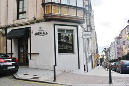 Dos Calles Café Bar