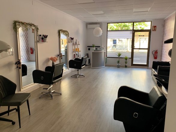 Dream Hair Salon – Beauty Salon in Catalonia, reviews, prices – Nicelocal