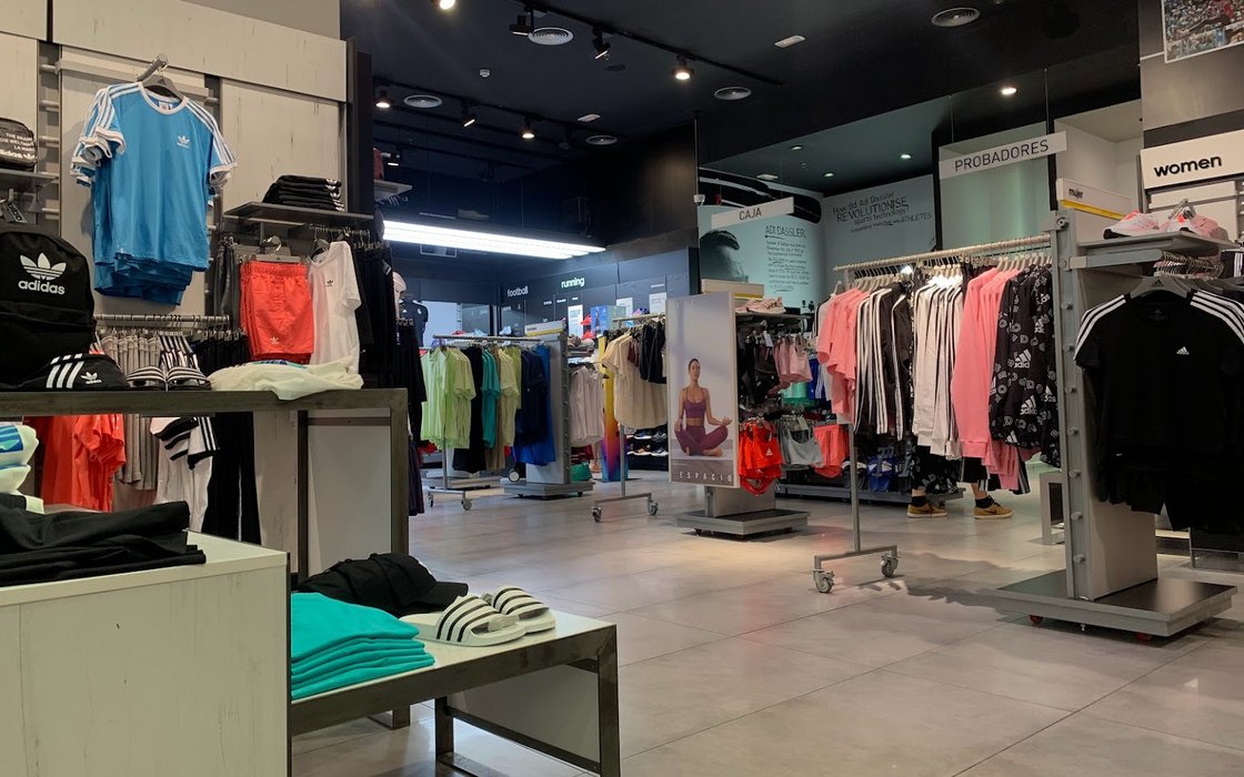 Picasso Burlas Huelga Adidas Store Marbella – Shop in Marbella, reviews, prices – Nicelocal