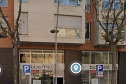 Bloomest Lavandería de autoservicio / Automatic Laundry Self-Service Barcelona